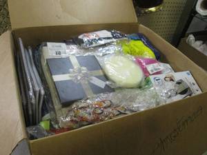 lot 114 image: (RM1) Big Box Full of Assorted New ...