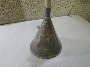 lot 147 image: (C-2) Vintage Laundry Hand Washing ...