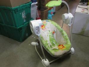 lot 183 image: (RMT) Fisher-Price Portable Baby Ro...