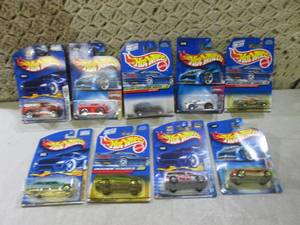 lot 214 image: (C-4) Assorted Hot Wheels in Packag...