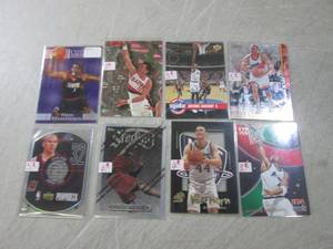lot 268 image: (BSB) 8 Basketball Sports Cards...