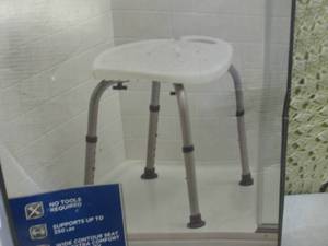 lot 131 image: (RM4) Glacier Bay Bath and Shower S...