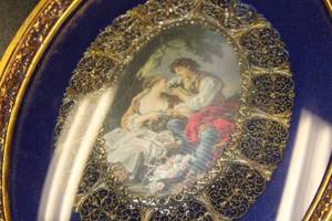 Vintage Framed Dome Romance Scene