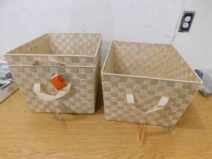 (3) Whitmor 8 Qt. Plastic Woven Strap Tan Tote