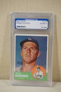 lot 49 image: 1963 Topps Frank Howard #123 Card - PGS 6