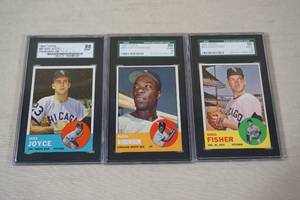 lot 88 image: Graded 1963 Topps Baseball Cards - White Sox