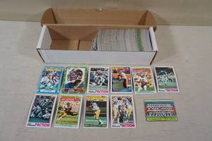 lot 215 image: 1980s Football Cards