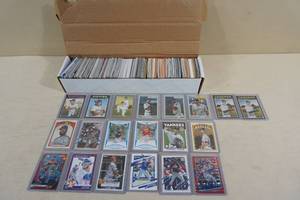 lot 131 image: Baseball Cards - Some Inserts