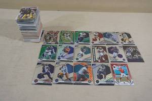 lot 137 image: Football Cards - Refractors, Parallels - Murray, Mond, Cook
