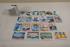 lot 150 image: Vintage Baseball Cards - Brett, Schmidt, Rose