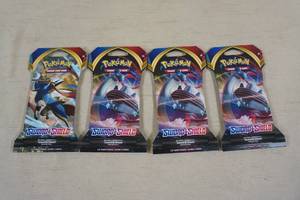 lot 154 image: Pokemon Sword and Shield Booster Card Packs
