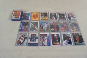 lot 158 image: Michael Jordan Cards - Bulls and Wizards