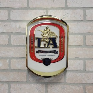 lot 1461 image: LA Anheuser-Busch Beer Sign - 12 x 8
