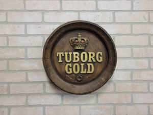 lot 1466 image: Tuborg Gold Beer Keg Wall Hanging - 16 Diameter