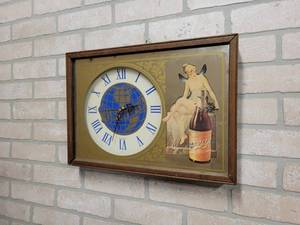 lot 1436 image: Vintage Schlitz Beer Mirror  Clock - WORKS