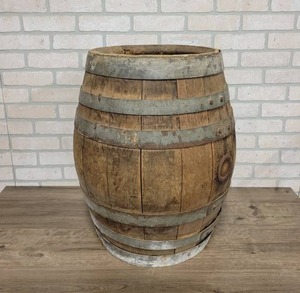 lot 1430 image: Antique Wood Beer Barrel  Keg - MK GOETZ Brewing Co. St. Joseph MO - 24 Tall x 20 Diameter