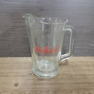 lot 1539 image: Nice Heavy Glass Budweiser Pitcher - 9 Tall