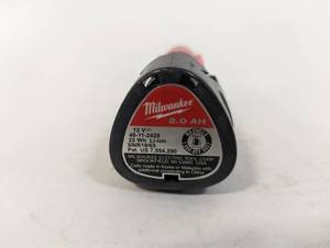 lot 708 image: Milwaukee 12v 2AH Battery - Tested