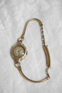 vintage Defrece ladies cocktail watch 12k gold filled