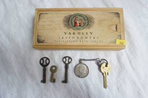 Liberty Half-Dollar 1964-D and wood box