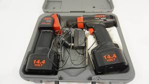 Skil 14.4 Cordless Warrior Drill Set in Case