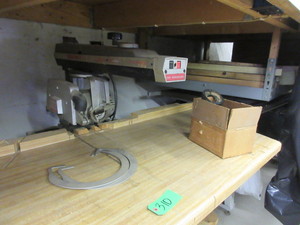 lot 310 image: BLACK & DECKER RADIAL ARM SAWPOWER SHOP
