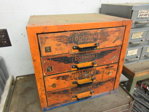 lot 314 image: VINTAGE DORMAN STEEL PARTS CABINET WITH HARDWARE