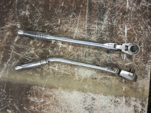 lot 342 image: RATCHET HANDLES