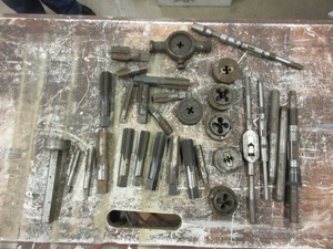 lot 350 image: TAPS, DIES AND HANDLES
