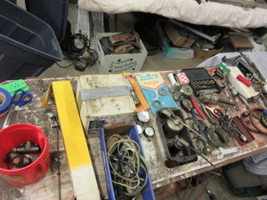 lot 351 image: ASSORTED AUTOMOTIVE ITEMS