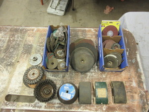 lot 371 image: GRINDING SUPPLIES, WIRE WHEELS, SANDING SUPPLIES
