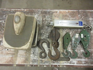 lot 373 image: SCALE AND BLOCK AND TACKLE PULLEYS
