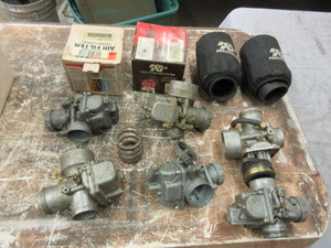 lot 402 image: SNOWMOBILE PARTS