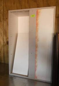 lot 11 image: this cabinet piece is different, only has one opening for a door so not sure if it is meant to hang horizontal