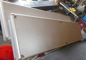 lot 39 image: Gun case with padding 53 long x 15 wide