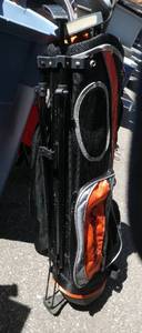 lot 68 image: Very nice condition Lancer kids golf bag and about 5 clubs