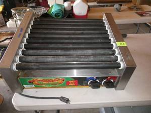 lot 82 image: Commercial hot dog rollercooker