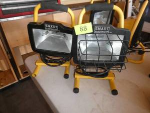 lot 88 image: 2 portable halogen work lights