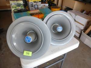 lot 98 image: Atlas sound outdoor speakers, look like new, APR-30T