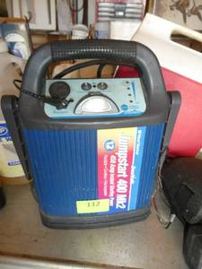 lot 112 image: 450Amp Jumpstarter