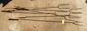 lot 118 image: Set of 6 camping weiner roasters