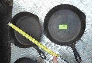lot 143 image: Two #8 Griswold cast iron frying pans