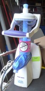 lot 147 image: Black and Decker Arctic Twister - looks like a soft icecream maker