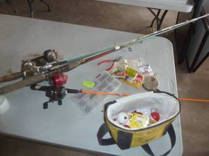 lot 153 image: Fishing rods and tackle