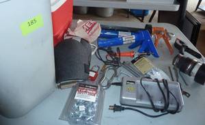 lot 185 image: waste basket of misc tools