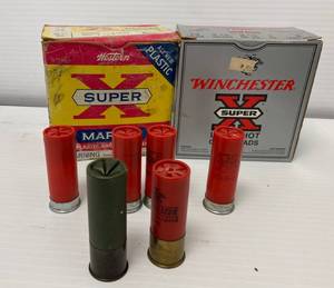 lot 26 image: Two Boxes Of Vintage Western and Winchester 12 Gauge Shotgun Ammo