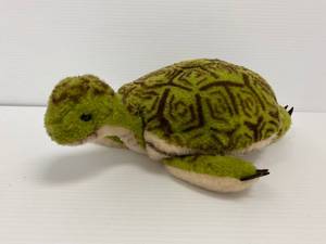 lot 58 image: Steiff Cosy Slow Turtle