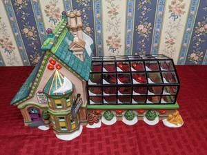 lot 504 image: Vintage Department 56 Heritage Village Collection Mrs. Claus Greenhouse North Pole Series