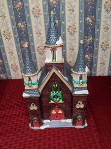 lot 520 image: Vintage Department 56 The Original Snow Village St. Lukes Church