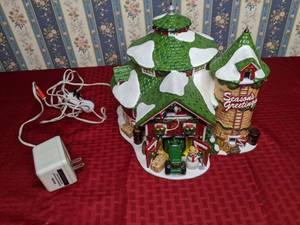 lot 199 image: Department 56 The Original Snow Village Happy Holidays Barn